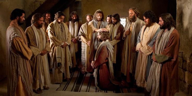 Jesus ordains apostles